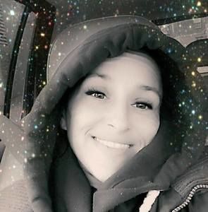 Meet your Posher, Katelyn